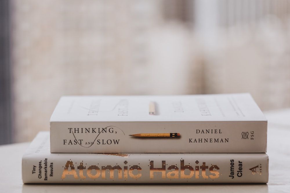 Buku "Atomic Habits"/Photo by Unsplash