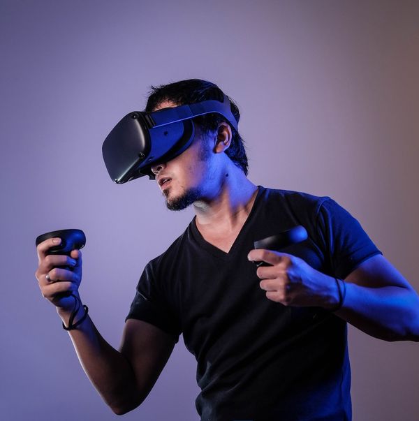 Bagaimana Dunia Virtual Reality Terus Berkembang?/Photo by Unsplash